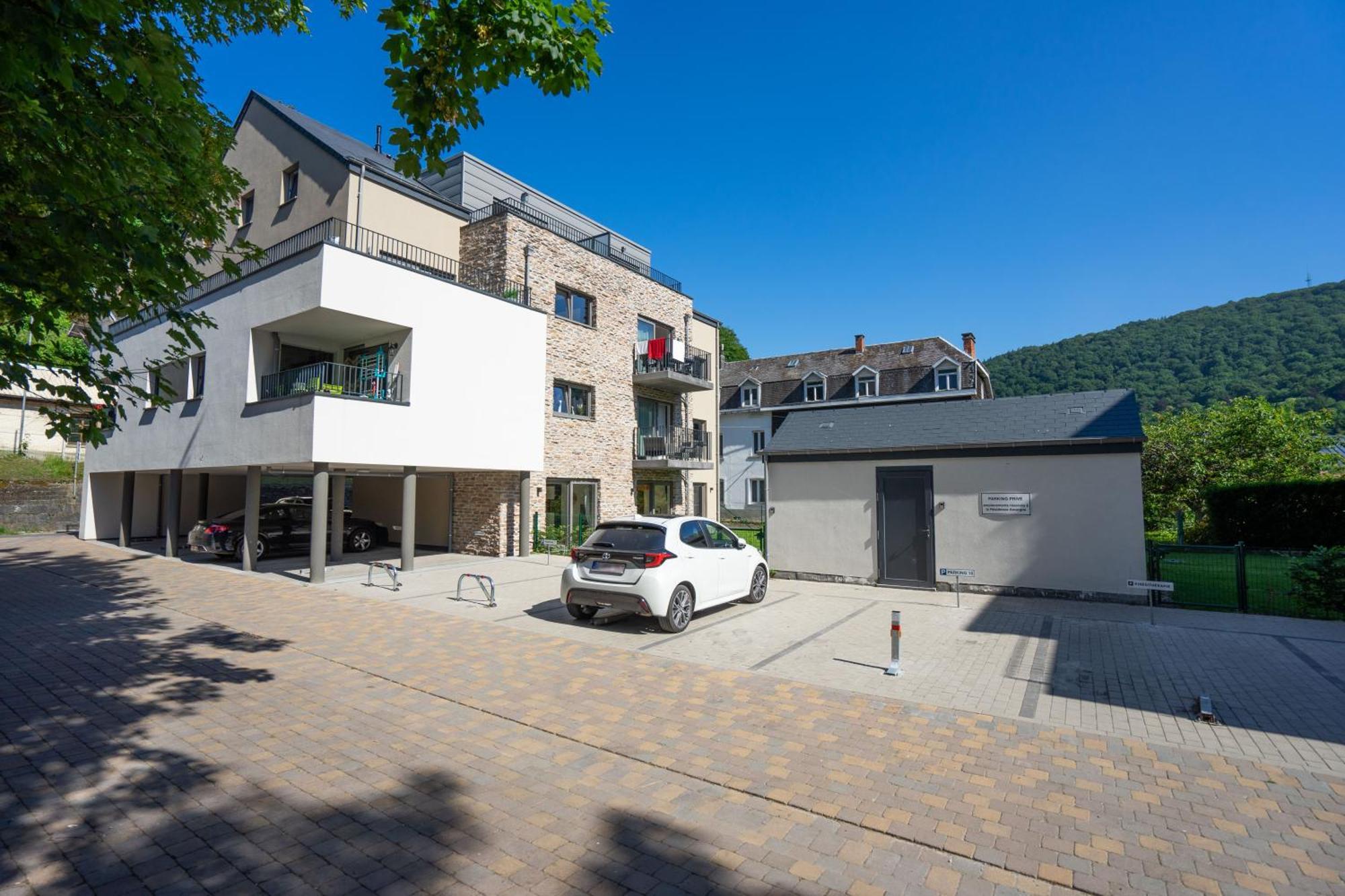 Cedrien Terrace Apartment 라로셰안알데네 외부 사진