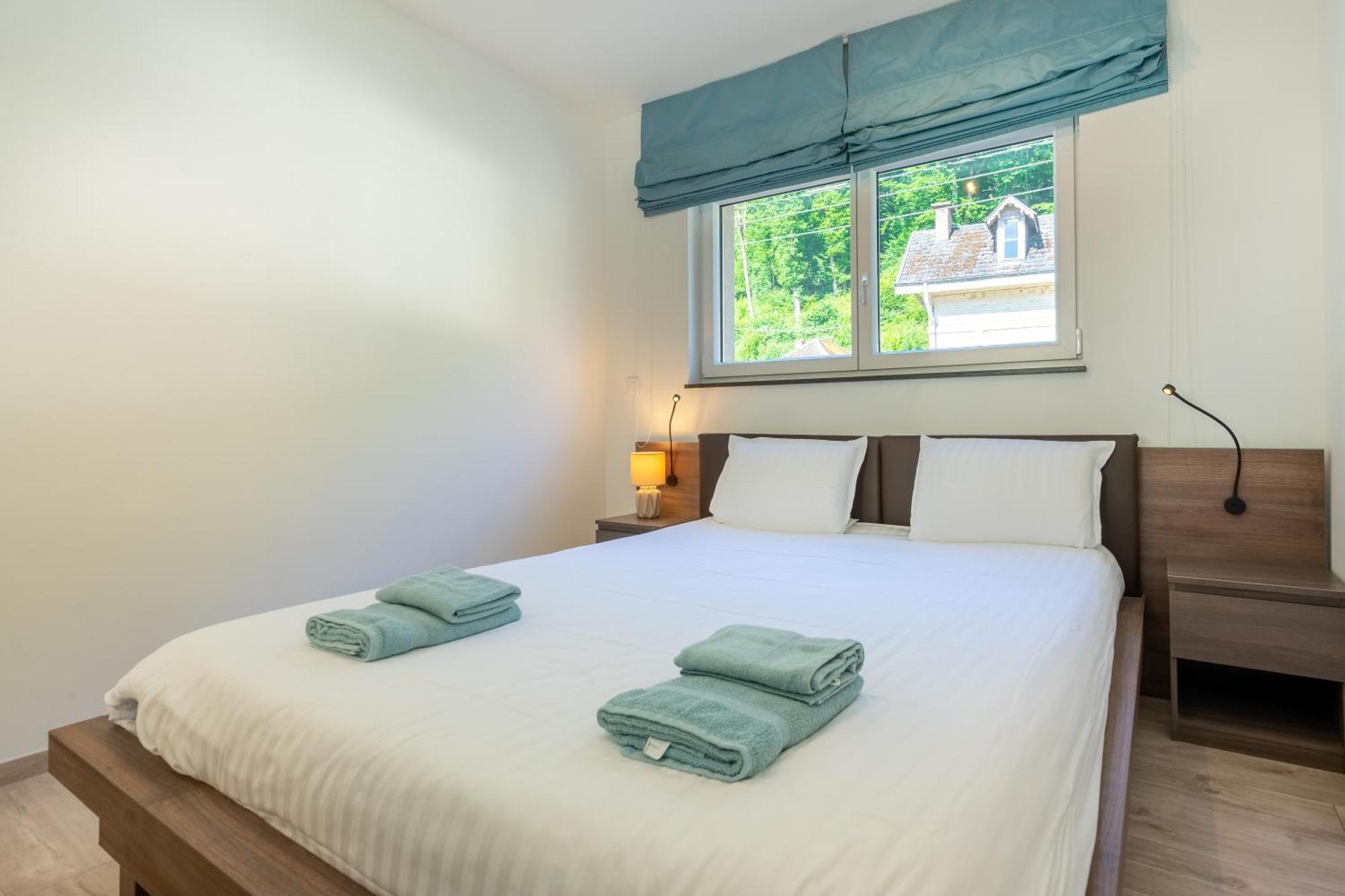 Cedrien Terrace Apartment 라로셰안알데네 외부 사진