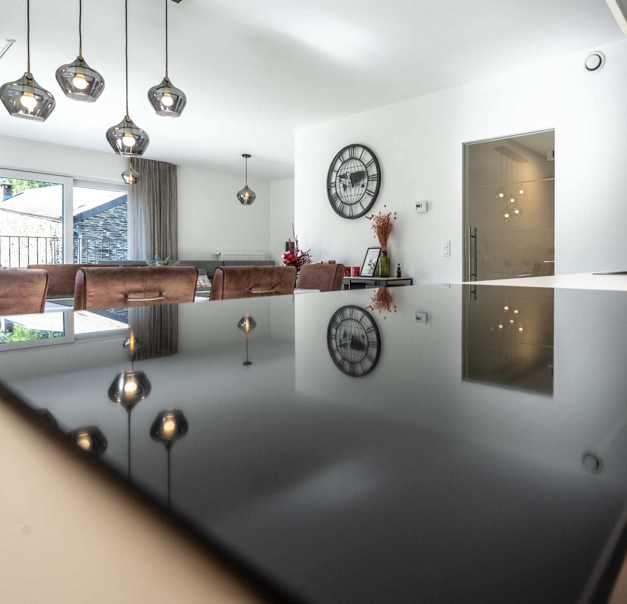 Cedrien Terrace Apartment 라로셰안알데네 외부 사진