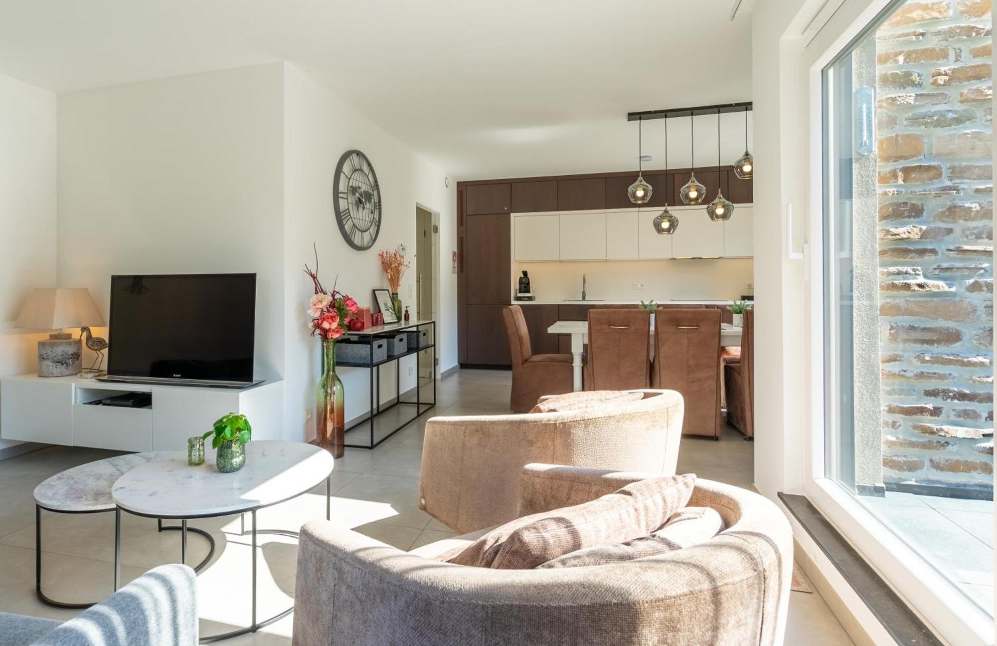 Cedrien Terrace Apartment 라로셰안알데네 외부 사진